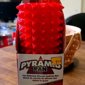 Pyramid Pan Silicone Cooking Mat